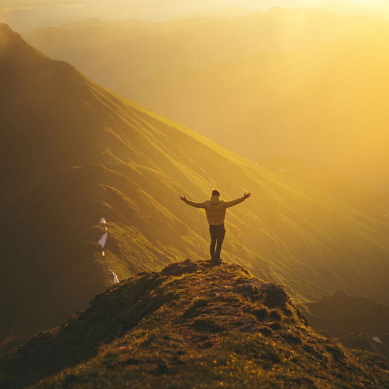 Sonnenaufgang am Berg